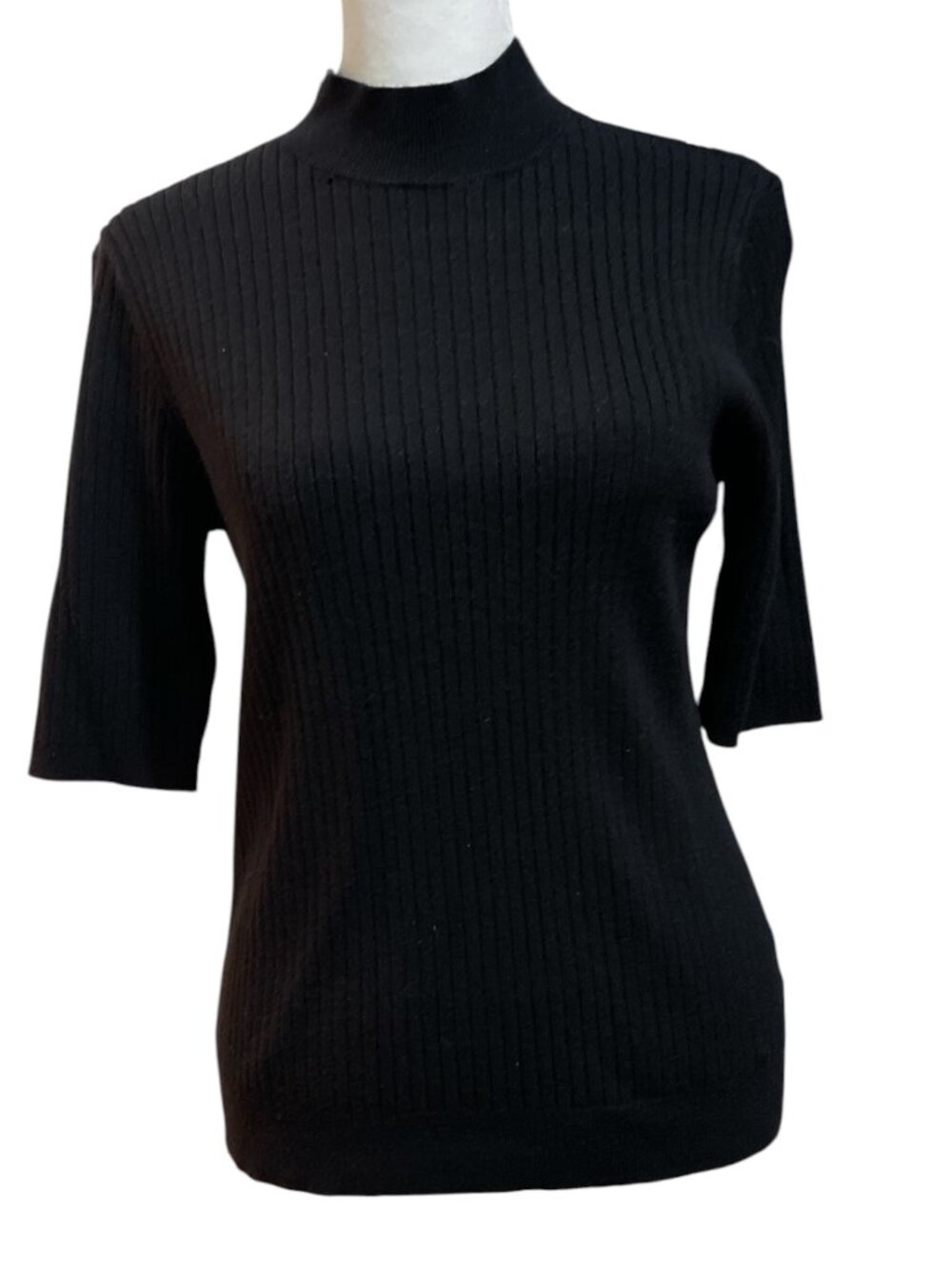 Black Ribbed Knit Stretch Short Sleeved Mock Turtleneck Pull-On Sweater Top EUC